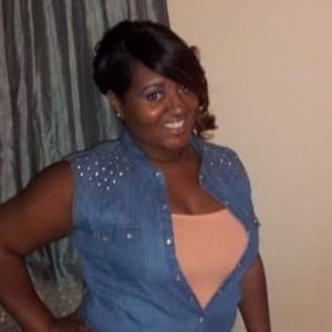 Meet your Posher, Takeia